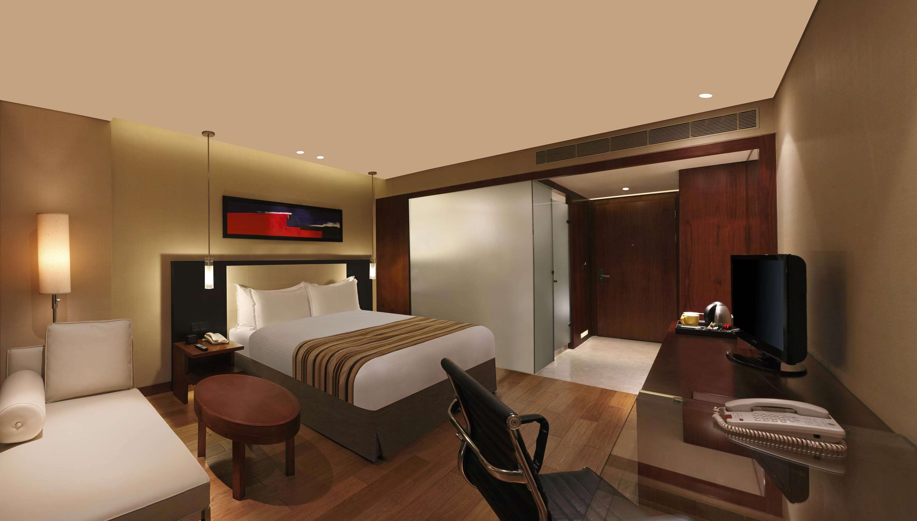 Doubletree By Hilton-Pune Chinchwad Pimpri-Chinchwad Bagian luar foto
