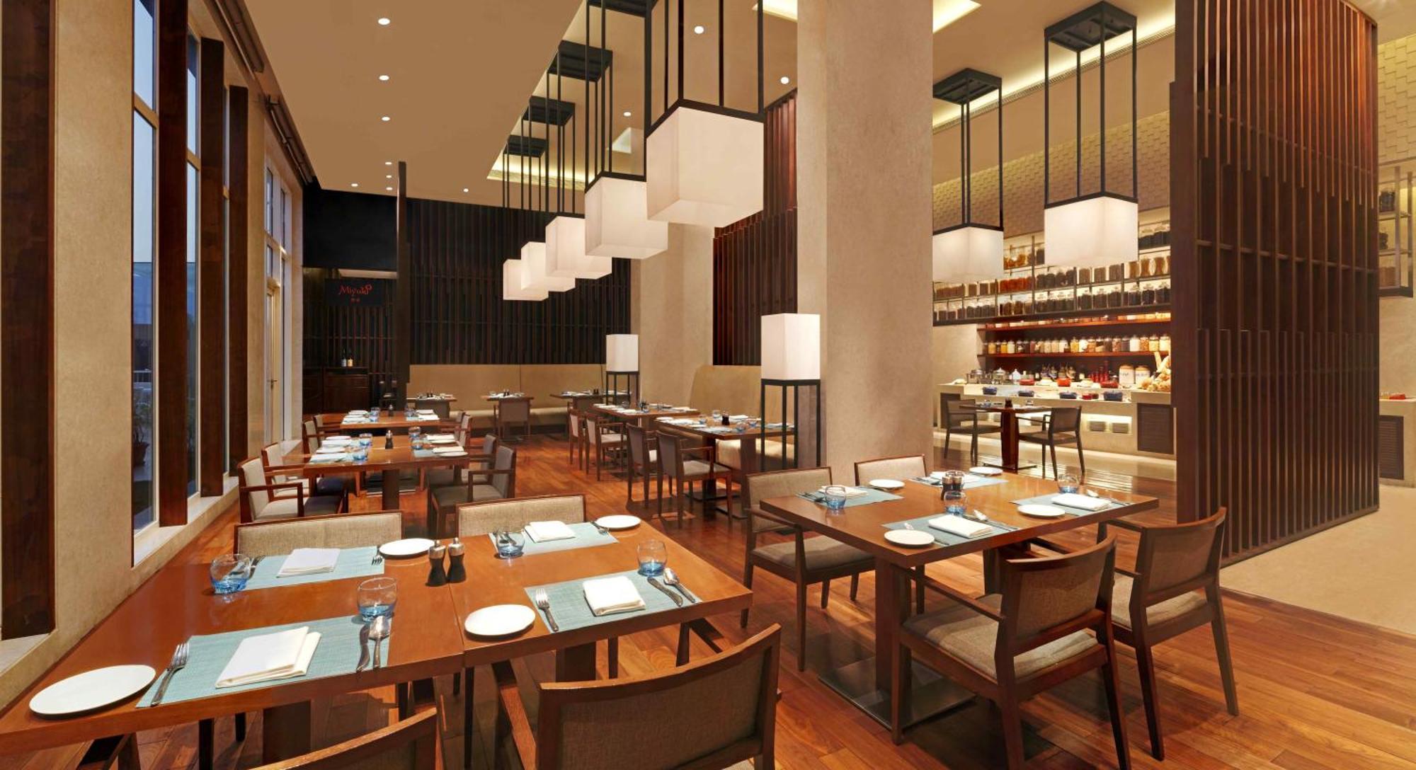 Doubletree By Hilton-Pune Chinchwad Pimpri-Chinchwad Bagian luar foto