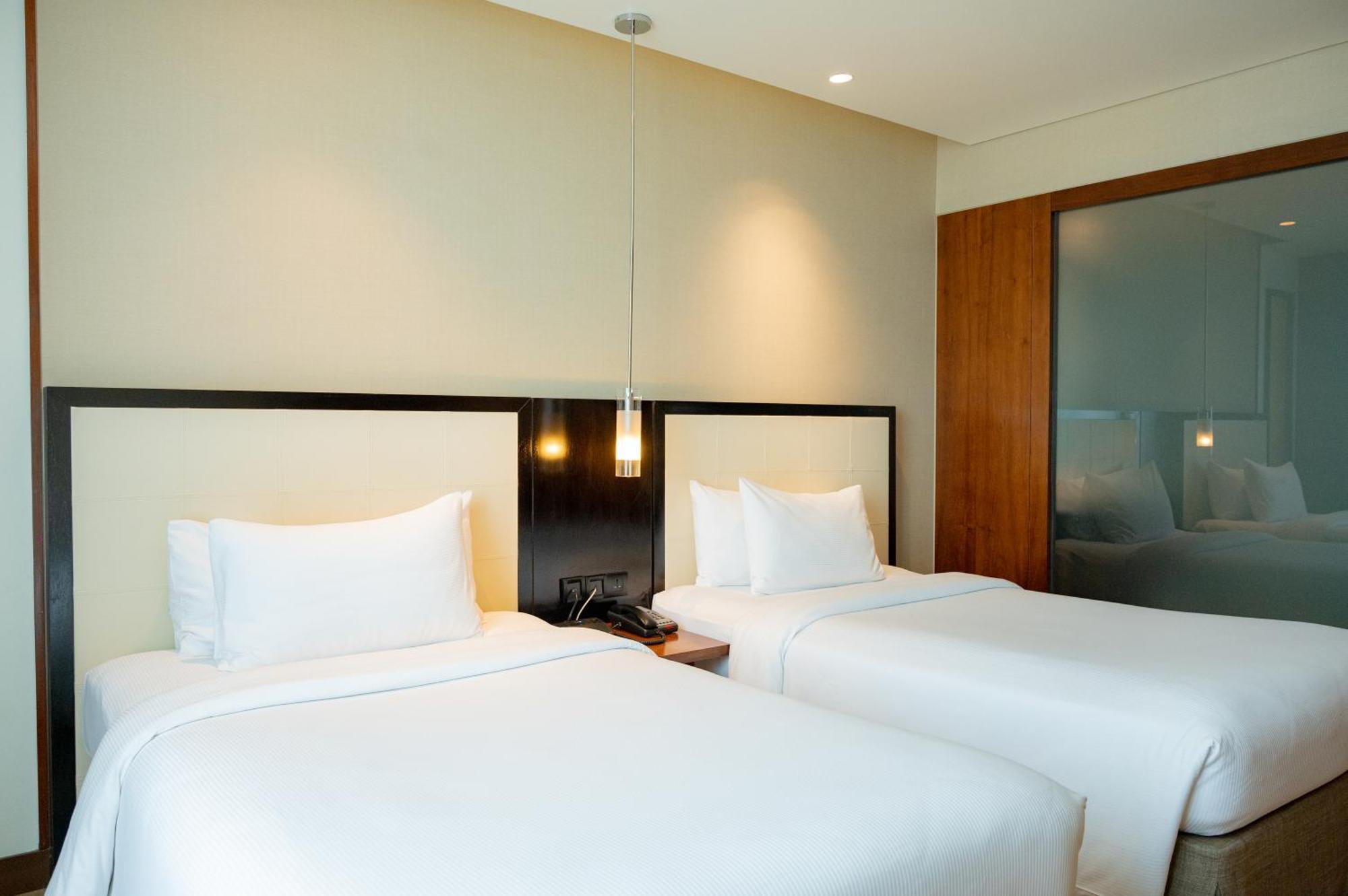 Doubletree By Hilton-Pune Chinchwad Pimpri-Chinchwad Bagian luar foto