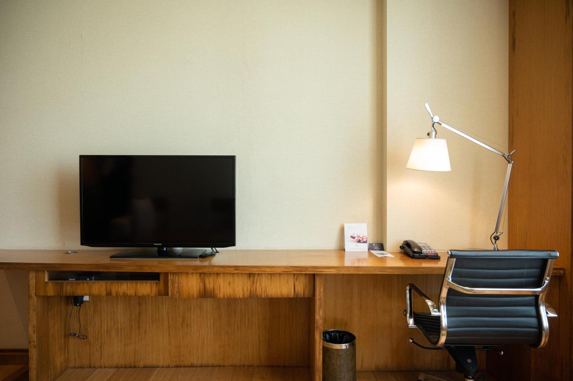 Doubletree By Hilton-Pune Chinchwad Pimpri-Chinchwad Bagian luar foto