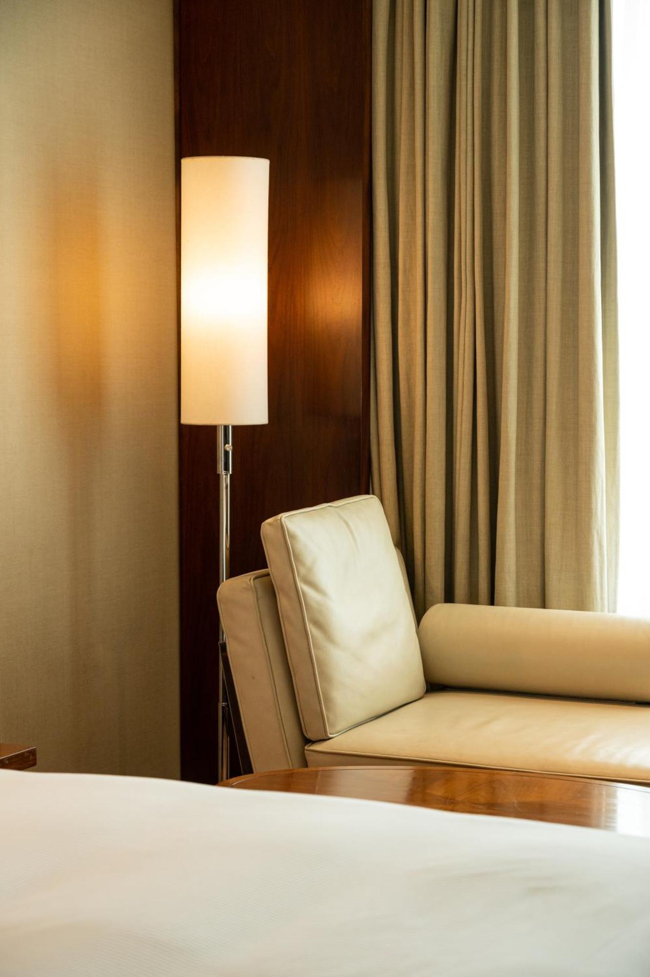 Doubletree By Hilton-Pune Chinchwad Pimpri-Chinchwad Bagian luar foto
