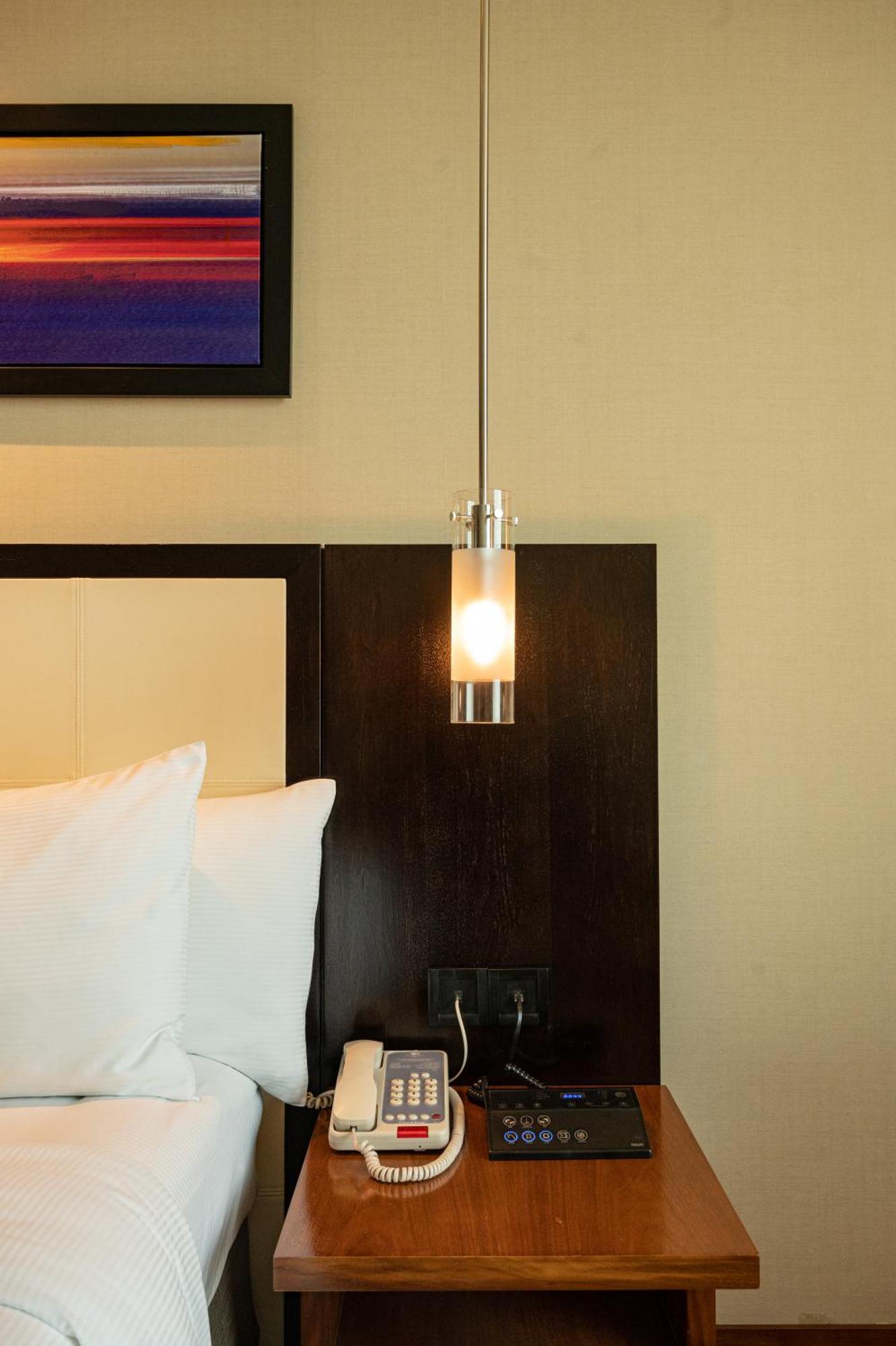 Doubletree By Hilton-Pune Chinchwad Pimpri-Chinchwad Bagian luar foto