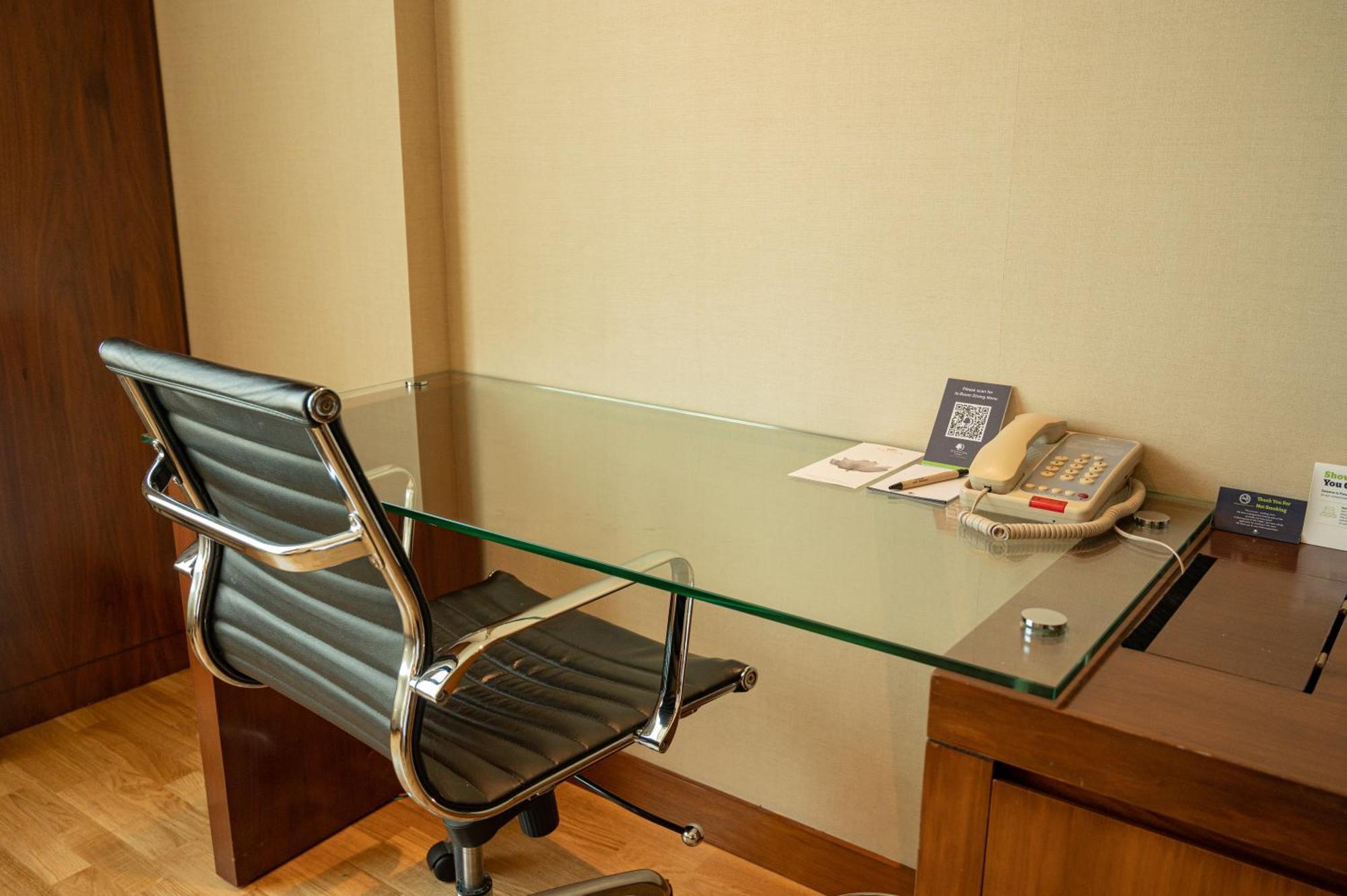 Doubletree By Hilton-Pune Chinchwad Pimpri-Chinchwad Bagian luar foto