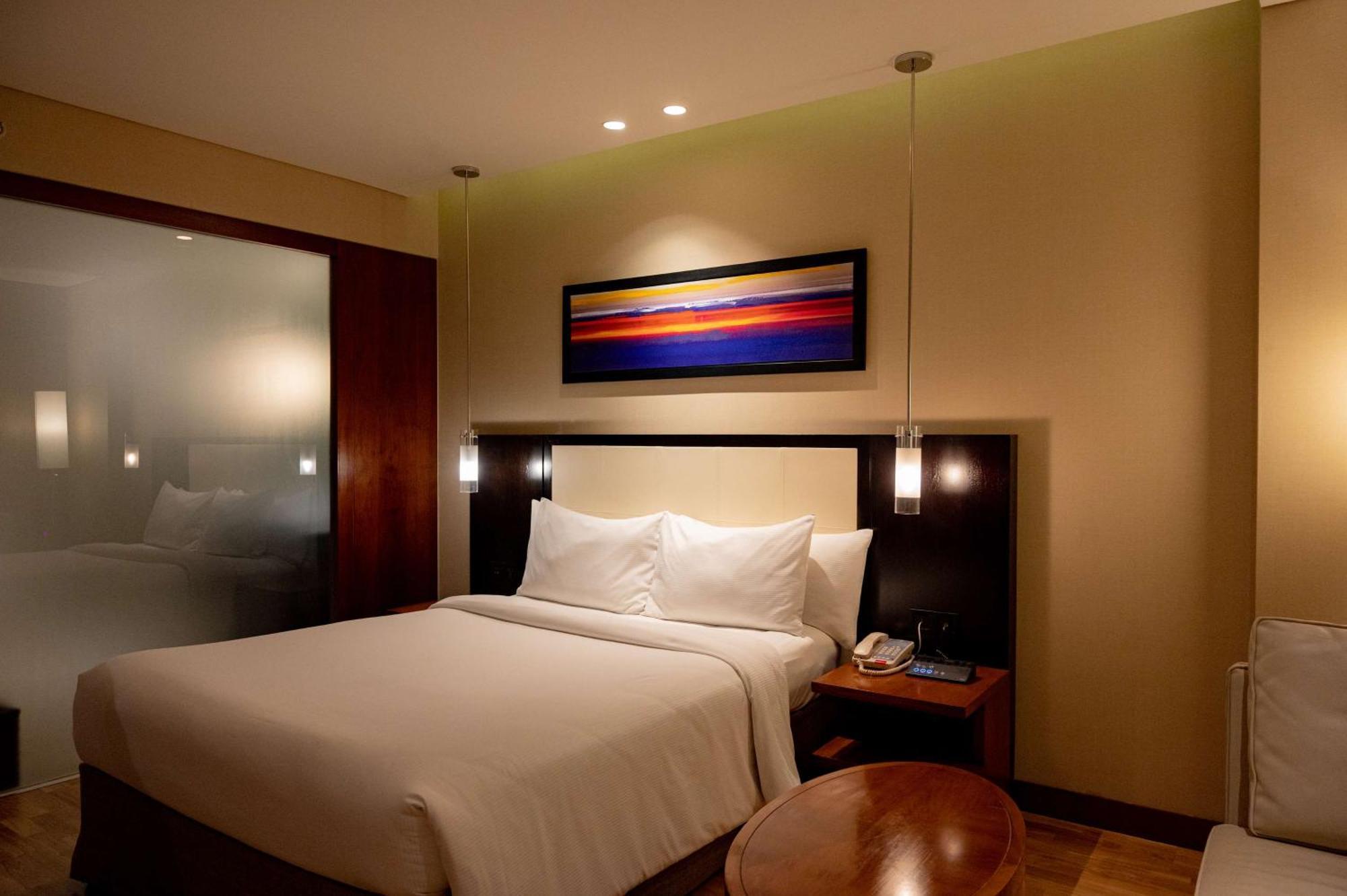 Doubletree By Hilton-Pune Chinchwad Pimpri-Chinchwad Bagian luar foto