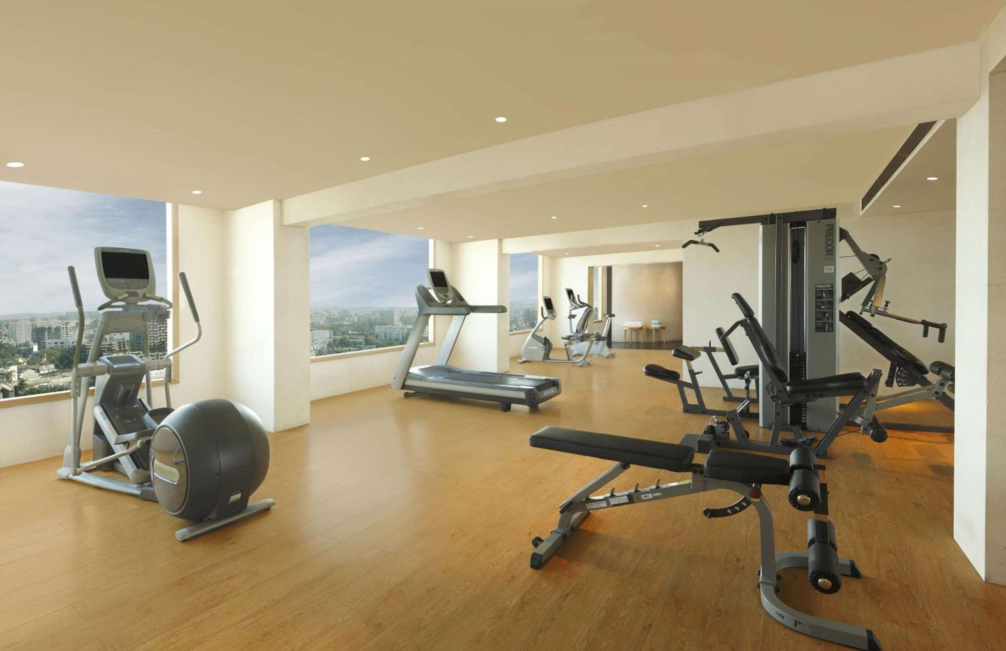 Doubletree By Hilton-Pune Chinchwad Pimpri-Chinchwad Bagian luar foto